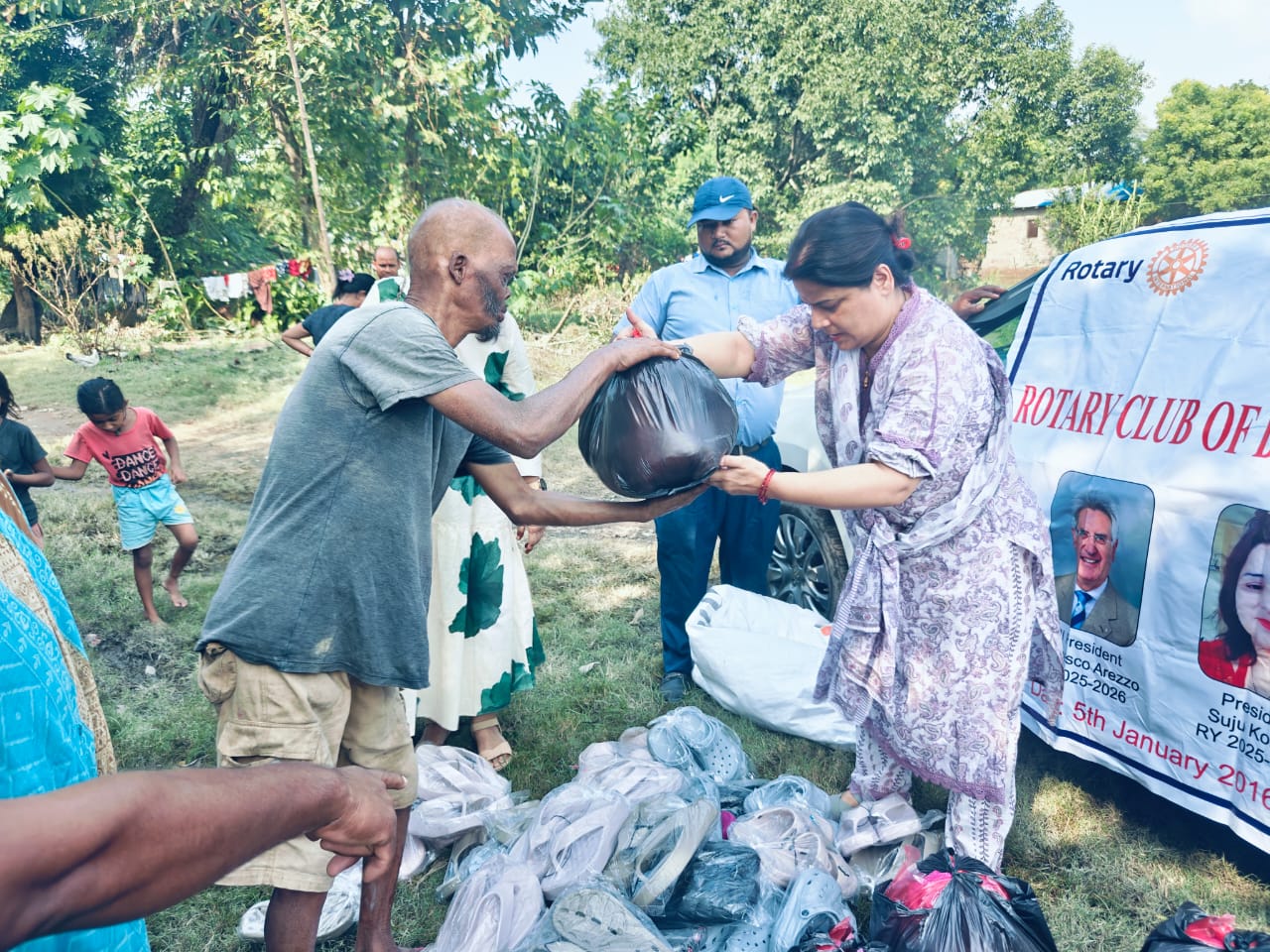 Flood relief support in Rani Biratnagar