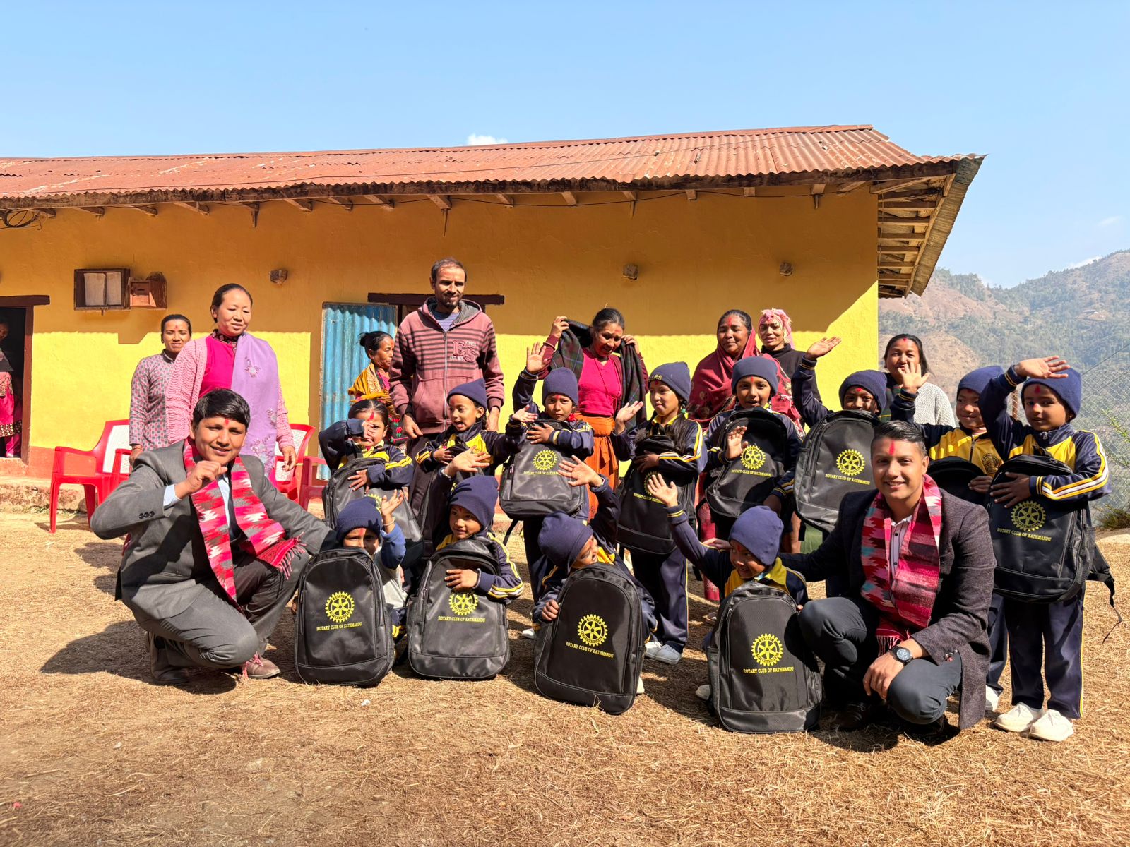 Rotary Club of Kathmandu’s Project JHOLA Benefits Over 1,000 Students in Gulmi